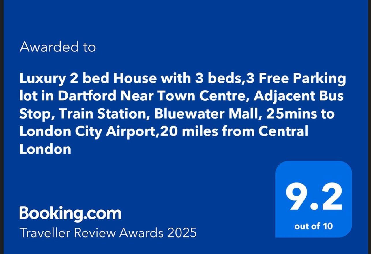 Luxury 2 Bed House With 3 Beds,3 Free Parking Lot In Dartford Near Town Centre, Adjacent Bus Stop, Train Station, Bluewater Mall, 25Mins To London City Airport,20 Miles From Central London Esterno foto